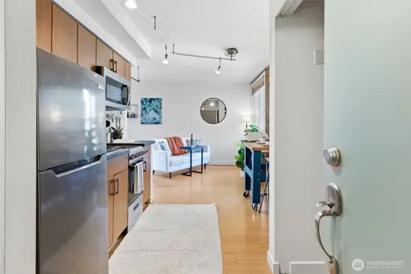 905 Cherry Street #306, Seattle, WA 98104