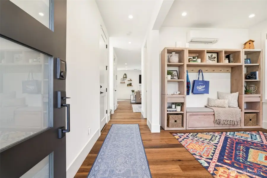 7359 20th Avenue Nw, Seattle, WA 98117 - #2