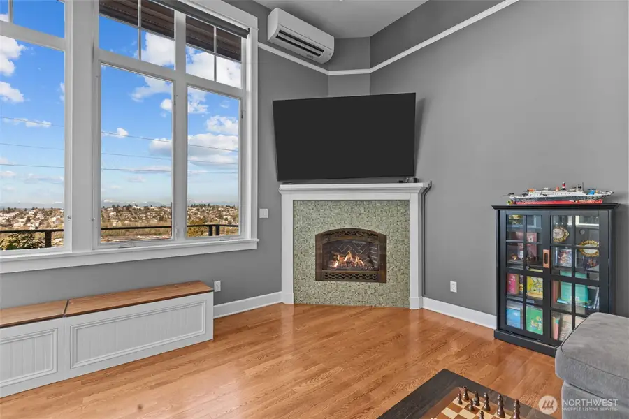 2200 11th Avenue W #A, Seattle, WA 98119 - #2