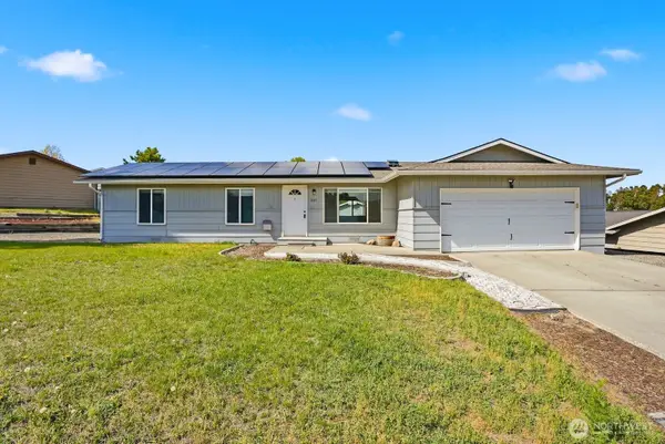 207 Palmer Drive, Selah, WA 98942
