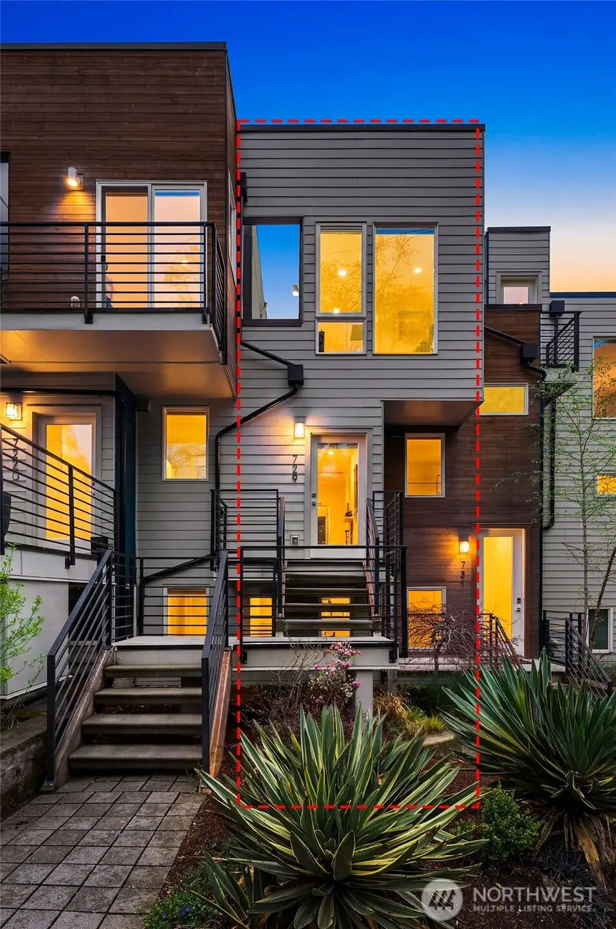 729 Belmont Avenue E, Seattle, WA 98102 - #2