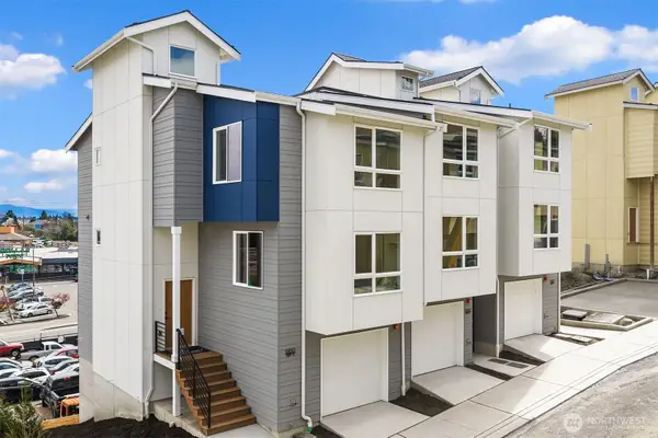 12001 Des Moines Memorial Drive S #B, Burien, WA 98168