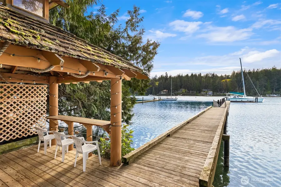 6518 NE Monte Vista Drive, Bainbridge Island, WA 98110 - #3