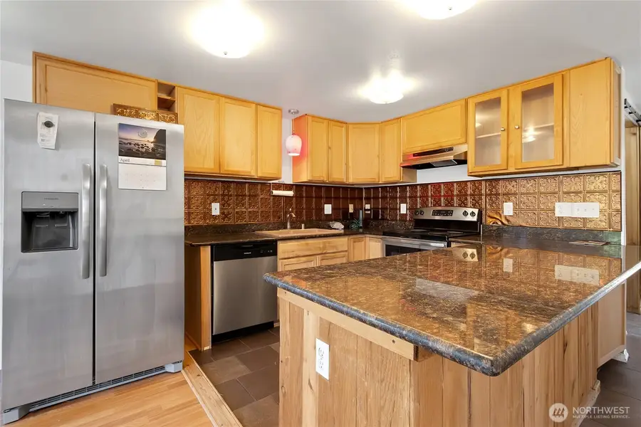 816 299th Street E, Roy, WA 98580 - #3