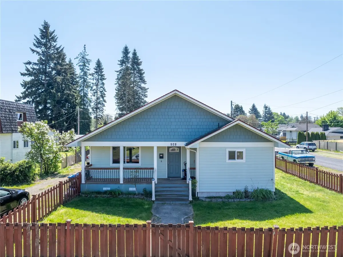 928 W Cherry Street, Centralia, WA 98531 - #1