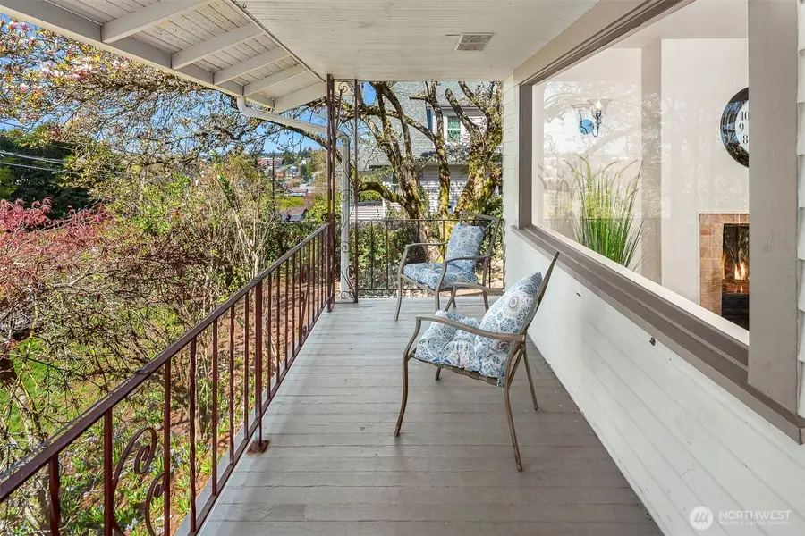 4710 42nd Avenue S, Seattle, WA 98118 - #3