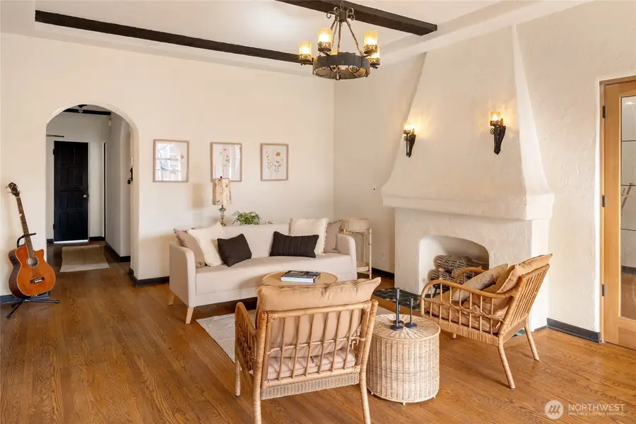 1106 NE 42nd #19, Seattle, WA 98105 - #3