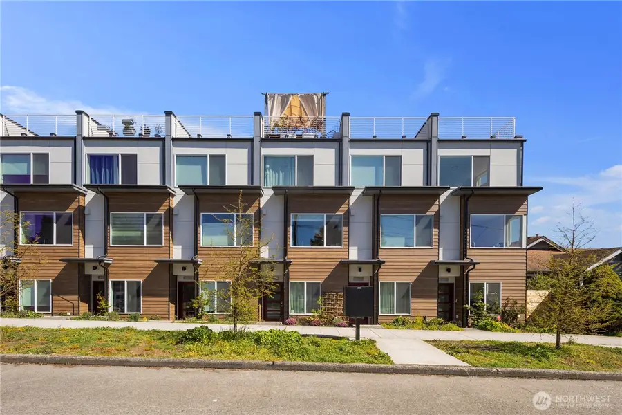 9624 Linden Avenue N, Seattle, WA 98103 - #2