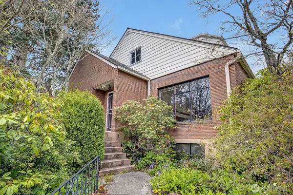 3002 NW 70th Street, Seattle, WA 98117