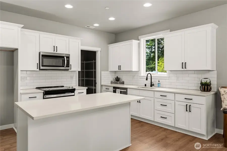 19601 95th Avenue Ct E, Graham, WA 98338 - #3