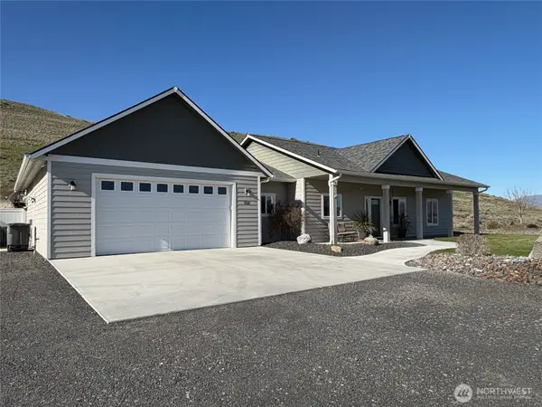 522 Adobe Way, Selah, WA 98942