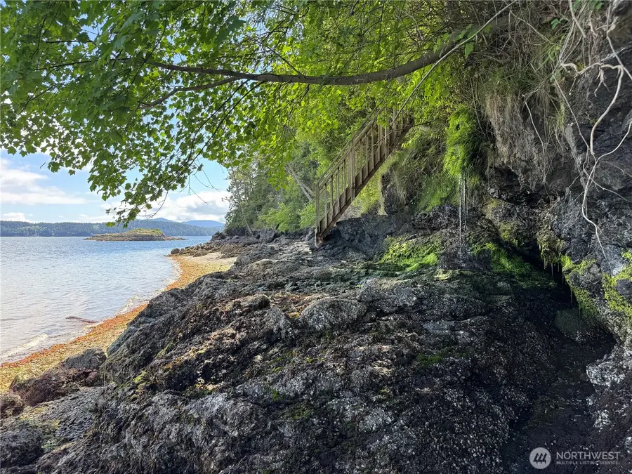 260 Grey Havens Loop, Eastsound, WA 98280 - #3