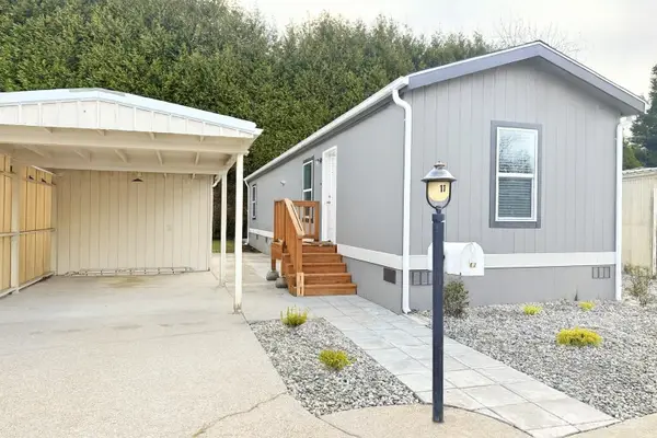 2322 Tacoma Road E #11, Puyallup, WA 98371