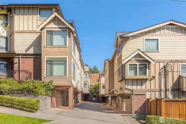 924 2nd Avenue W, Seattle, WA 98119