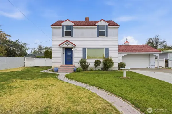 90 Van Giesen Street, Richland, WA 99354