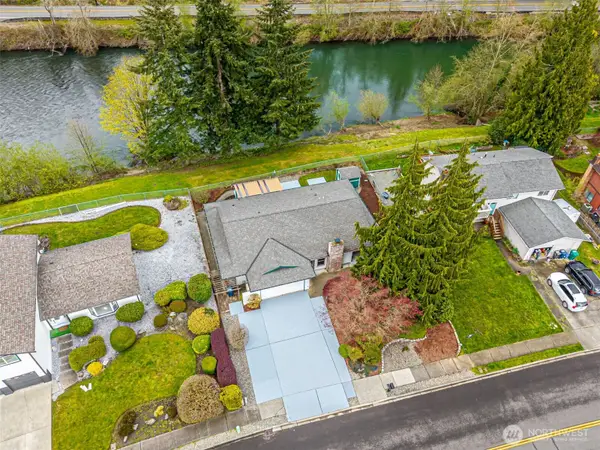 1808 Riverview Drive Ne, Auburn, WA 98002