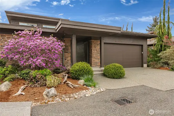 8771 Clubhouse Point Drive, Blaine, WA 98230