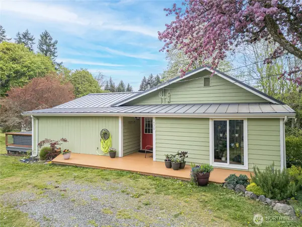 430 Black Diamond Road, Port Angeles, WA 98363