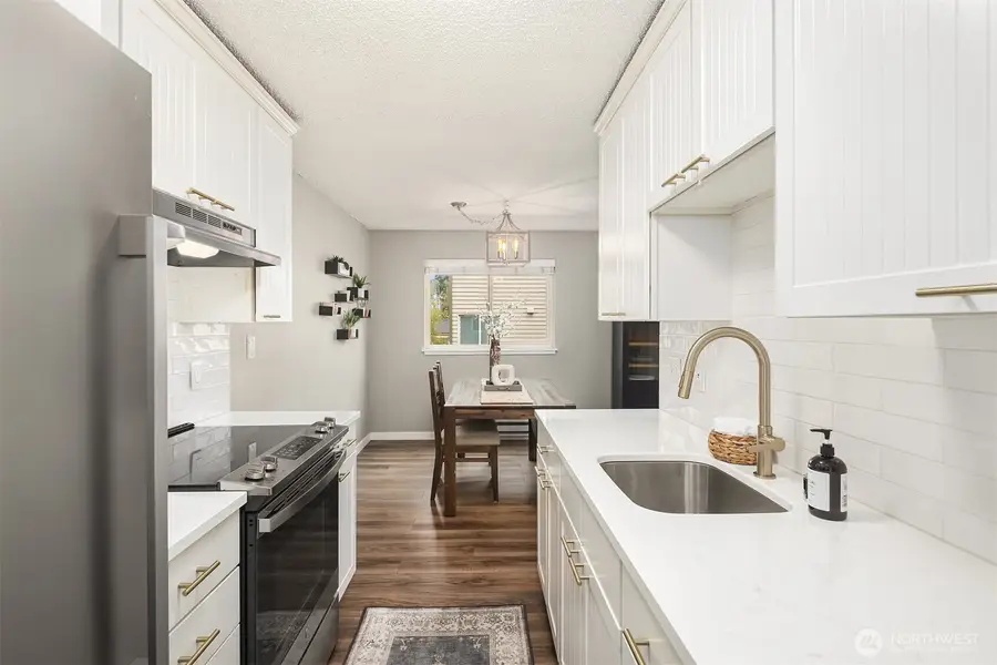 5501 11th Avenue Nw #204, Seattle, WA 98107 - #2