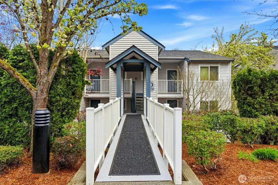 12720 NE 10th Place #D105, Bellevue, WA 98005 - #2