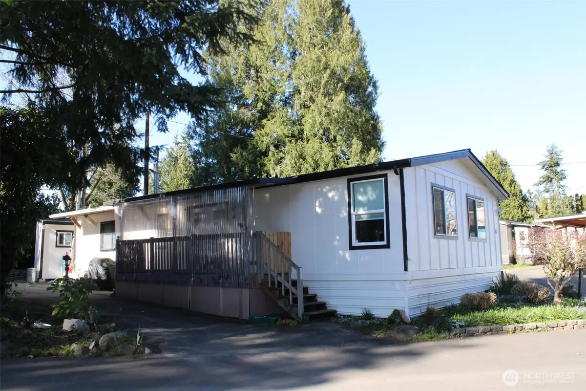 415 Lakeview #B1, Lynnwood, WA 98087 - #1