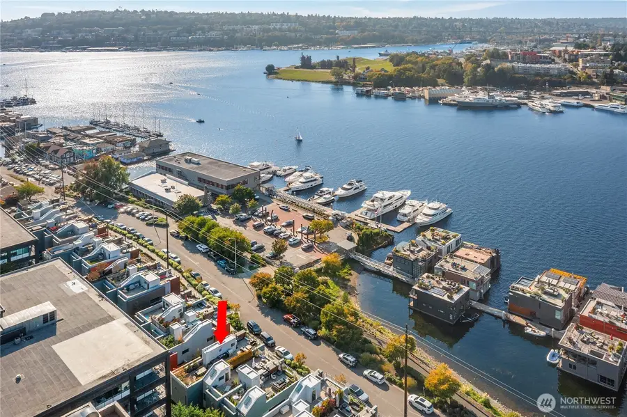 2830 Fairview Avenue E, Seattle, WA 98102 - #3