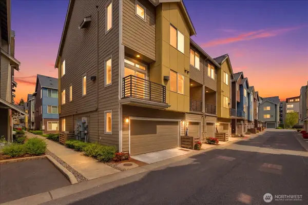 15722 NE 14th Terrace, Bellevue, WA 98008