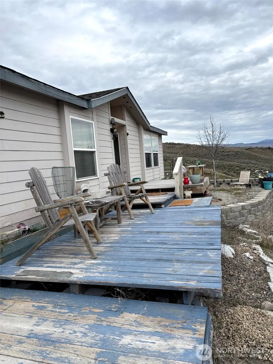 1579 Pine Creek #A, Tonasket, WA 98855 - #3