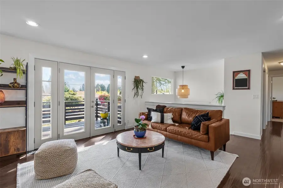 215 Hubbard Road, Lynnwood, WA 98036 - #3