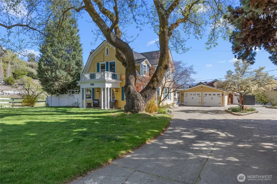 529 Lower Sunnyslope Road, Wenatchee, WA 98801 - #2
