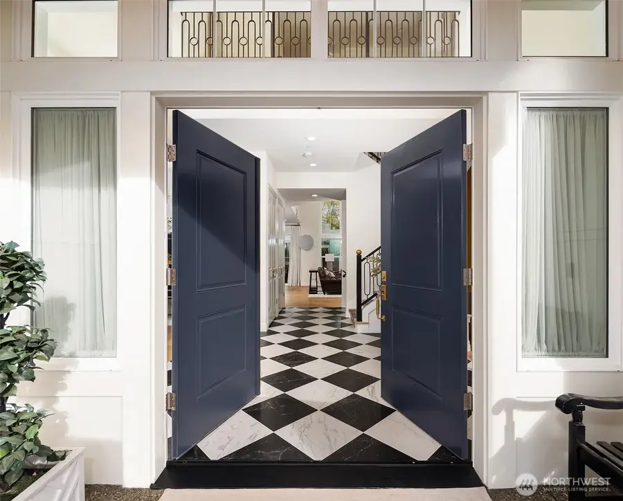 1024 91st Avenue Ne, Bellevue, WA 98004 - #2