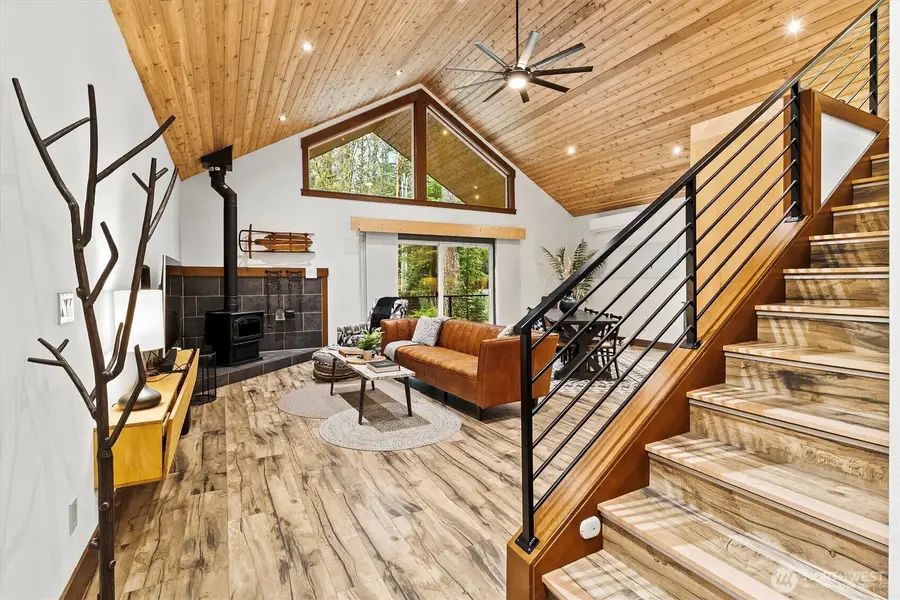 7381 Scott Place, Glacier, WA 98244 - #3