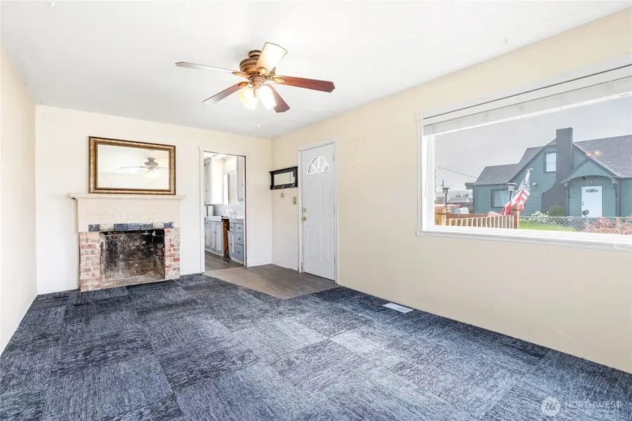 351 N Jeffries Street, Aberdeen, WA 98520 - #3
