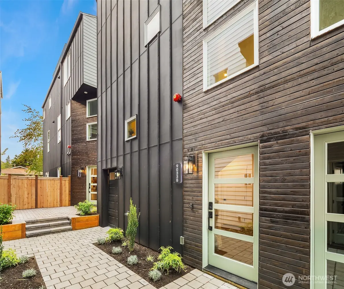 9033 8th Avenue Nw #B, Seattle, WA 98117 - #1
