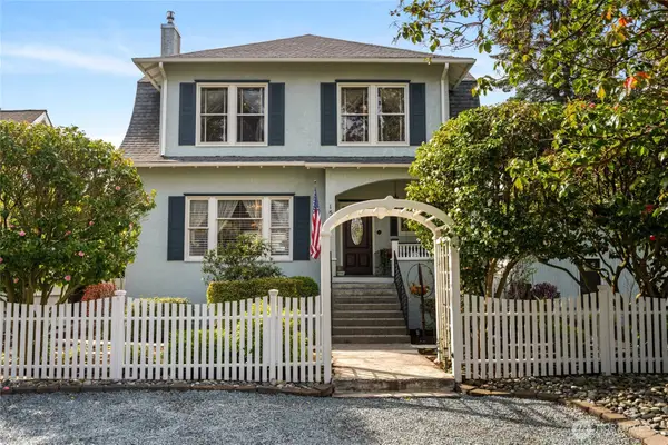 1507 15th Street, Anacortes, WA 98221