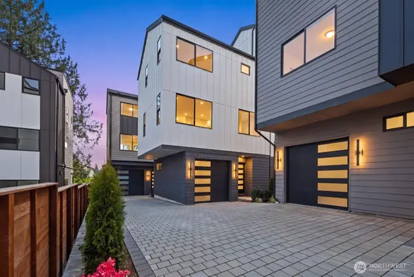 931 N 87th Street, Seattle, WA 98103