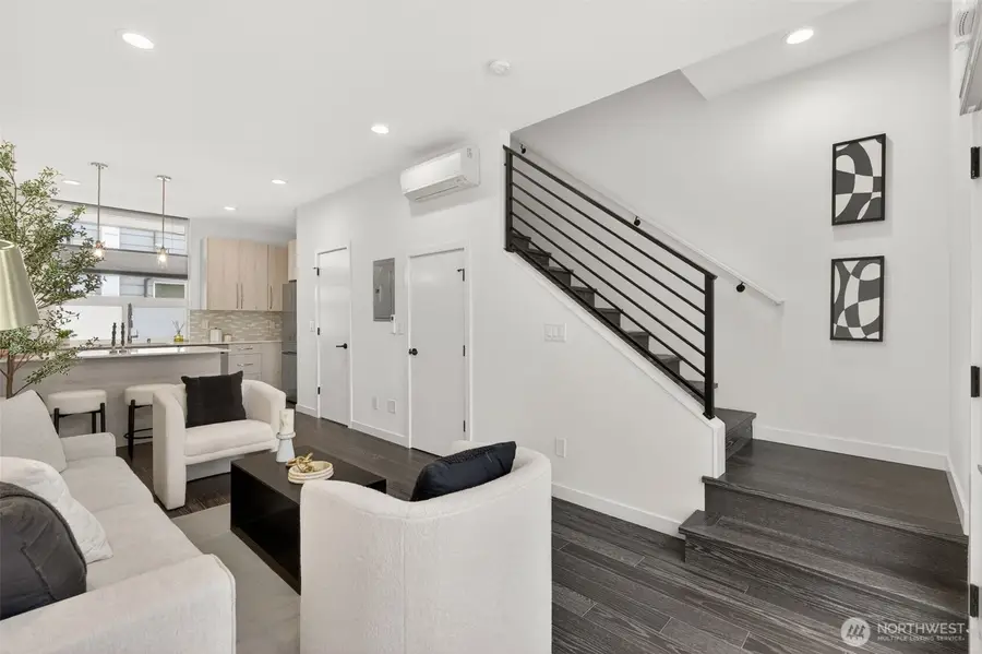 945 NW 56th Street, Seattle, WA 98107 - #3