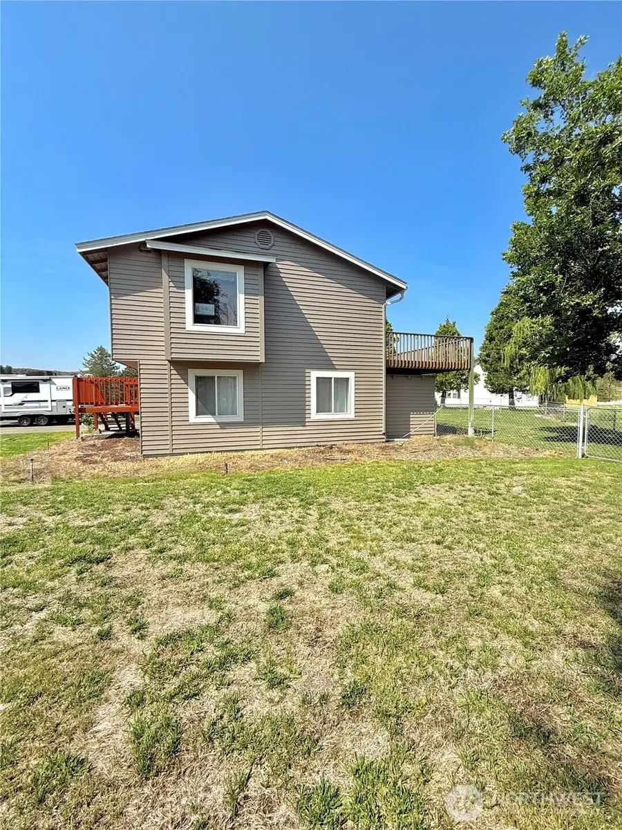47 Kruse Street, Omak, WA 98841 - #3