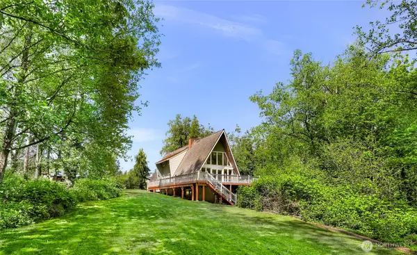 1418 E Blackburn Road, Mount Vernon, WA 98274