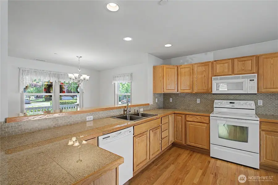 1242 Griggs, Dupont, WA 98327 - #3