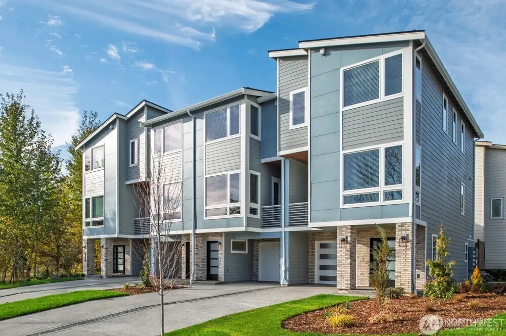 6611 S 128th Street, Seattle, WA 98178 - #1