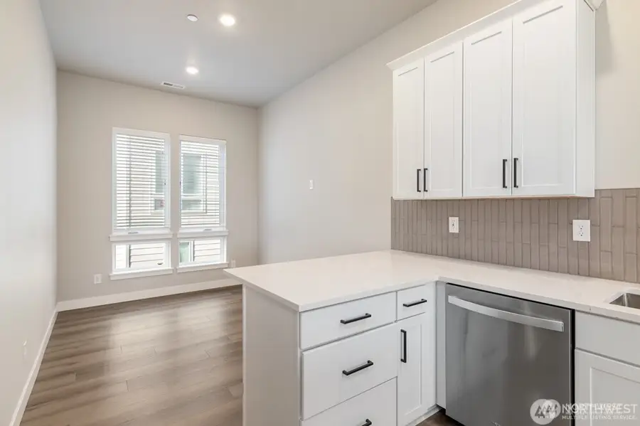 6611 S 128th Street, Seattle, WA 98178 - #3