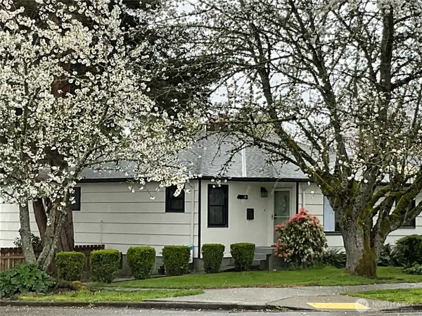 4803 SW Alaska Street, Seattle, WA 98116