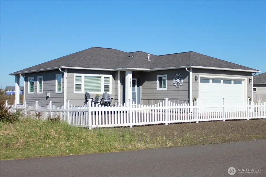 1439 Diamond Head Avenue Sw, Ocean Shores, WA 98569 - #2
