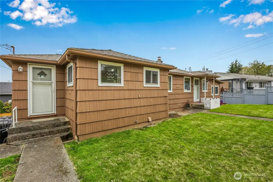 22317 16th Avenue S, Des Moines, WA 98198 - #2