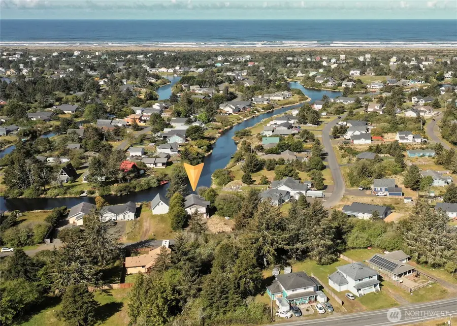 137 N Razor Clam Drive Sw, Ocean Shores, WA 98569 - #3