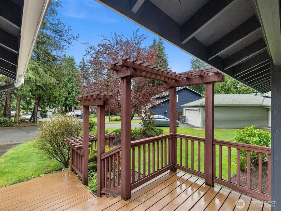 10725 127th Avenue Ne, Kirkland, WA 98033 - #2