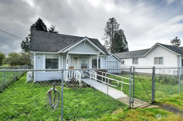 242 Main Street, Onalaska, WA 98570