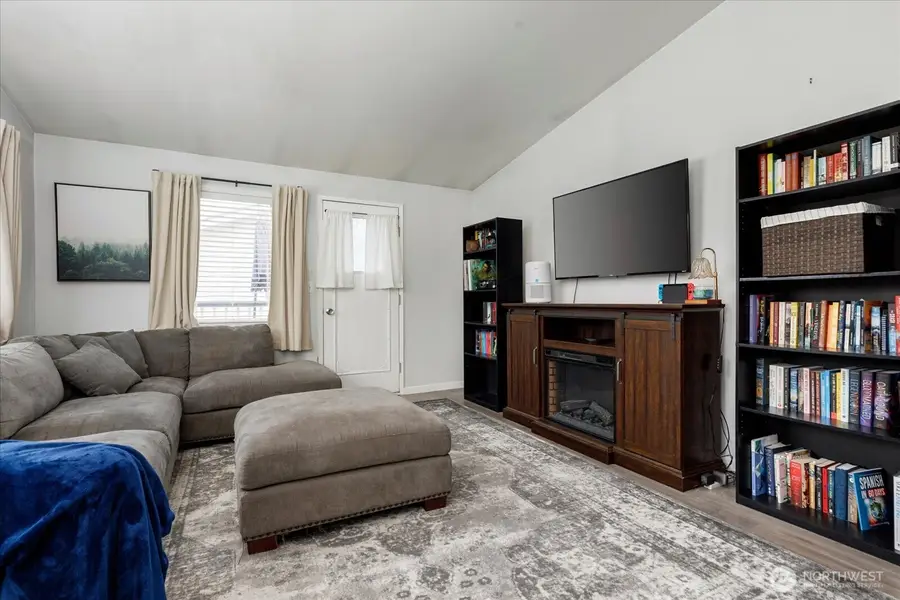 730 SE 8th Avenue #G201, Oak Harbor, WA 98277 - #3