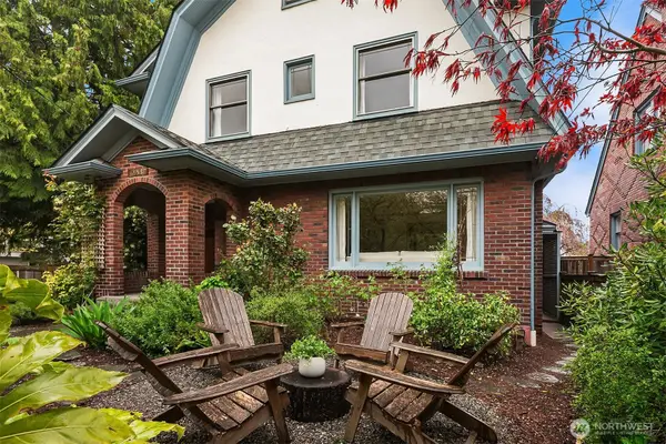 6058 34th Avenue Ne, Seattle, WA 98115